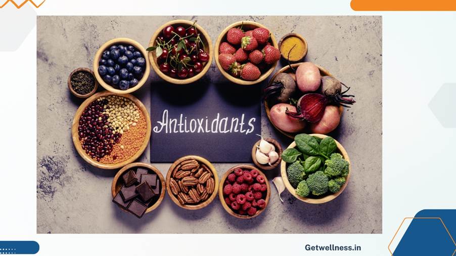 Fruits and vegetables rich in antioxidants like berries, spinach, and nuts